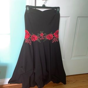 Black with red roses formal strapless dress